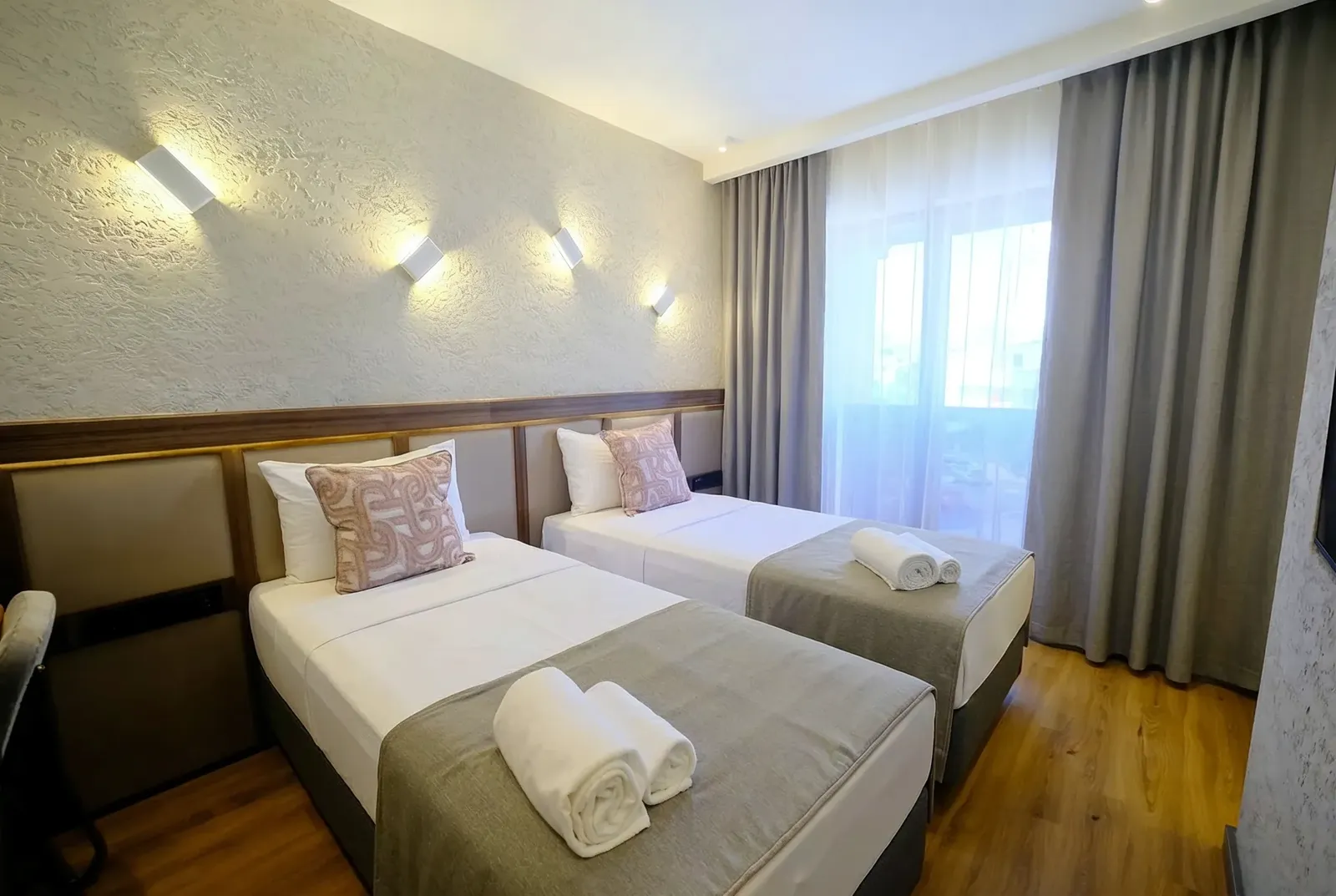 Standart Oda — İkiz Yatak — The Rizon Hotel Antalya